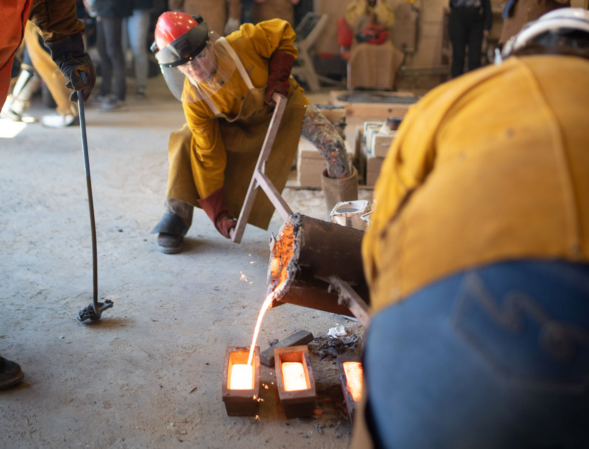 iron pour