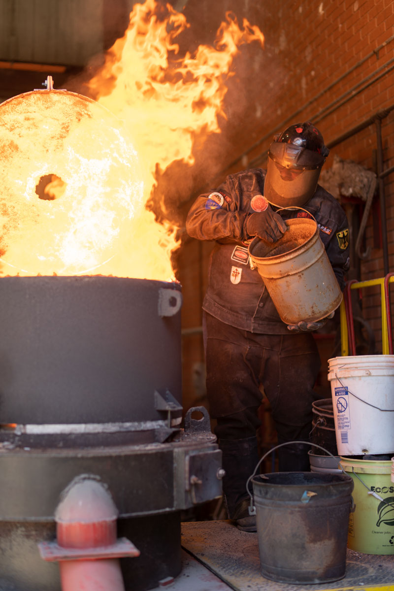 iron pour