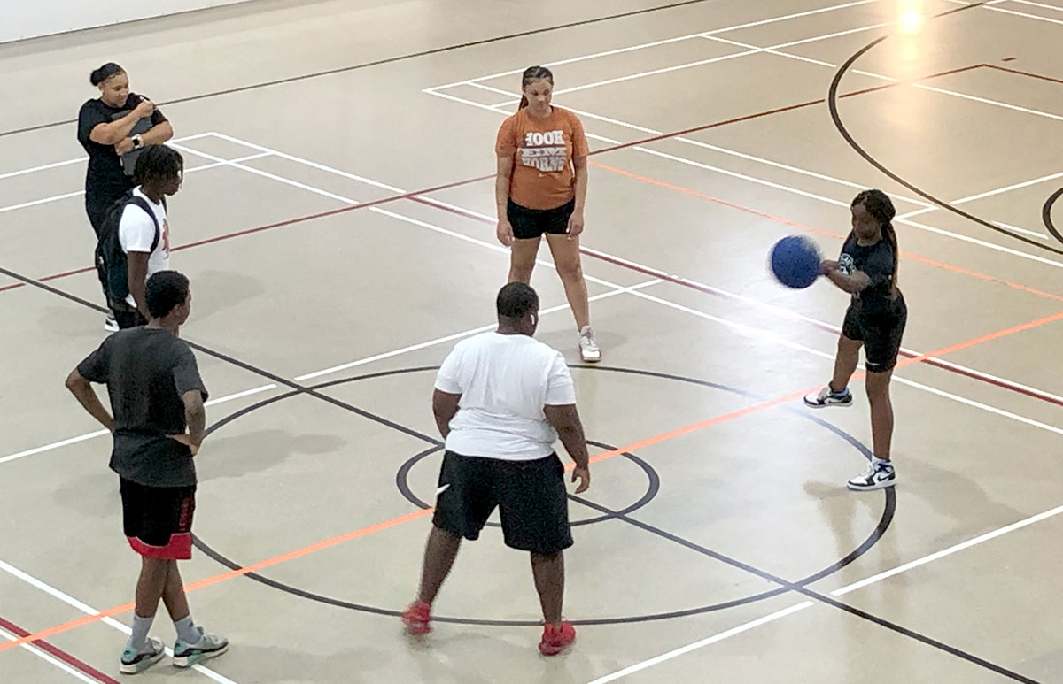 Students play a Four-Square game at the Rec Center, Aug. 23. UP photo by Huiling Liu