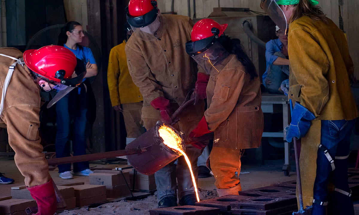 Art department holds annual Iron Pour event
