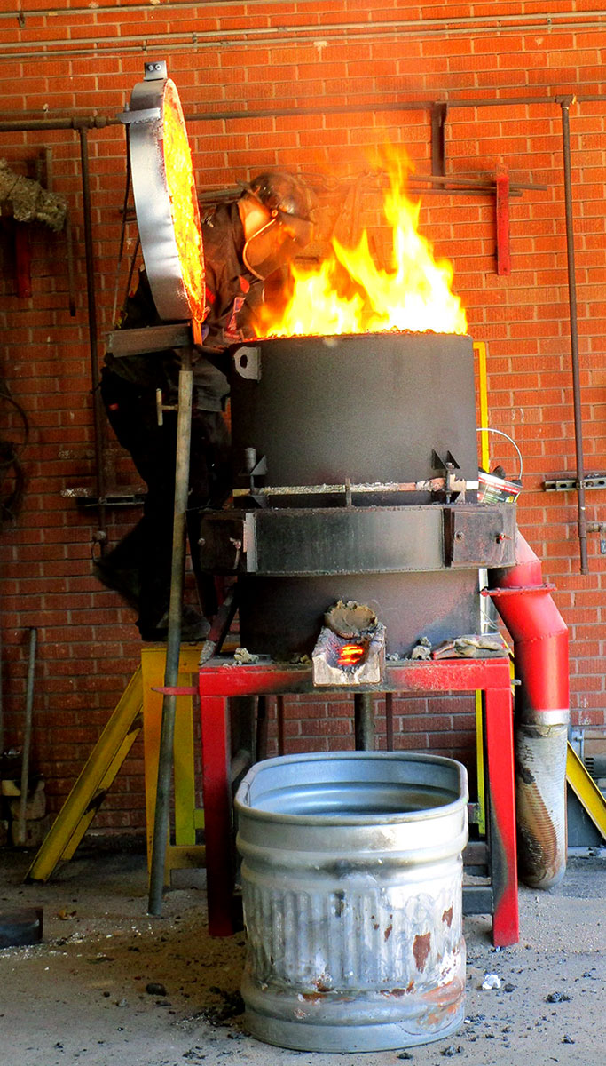iron pour