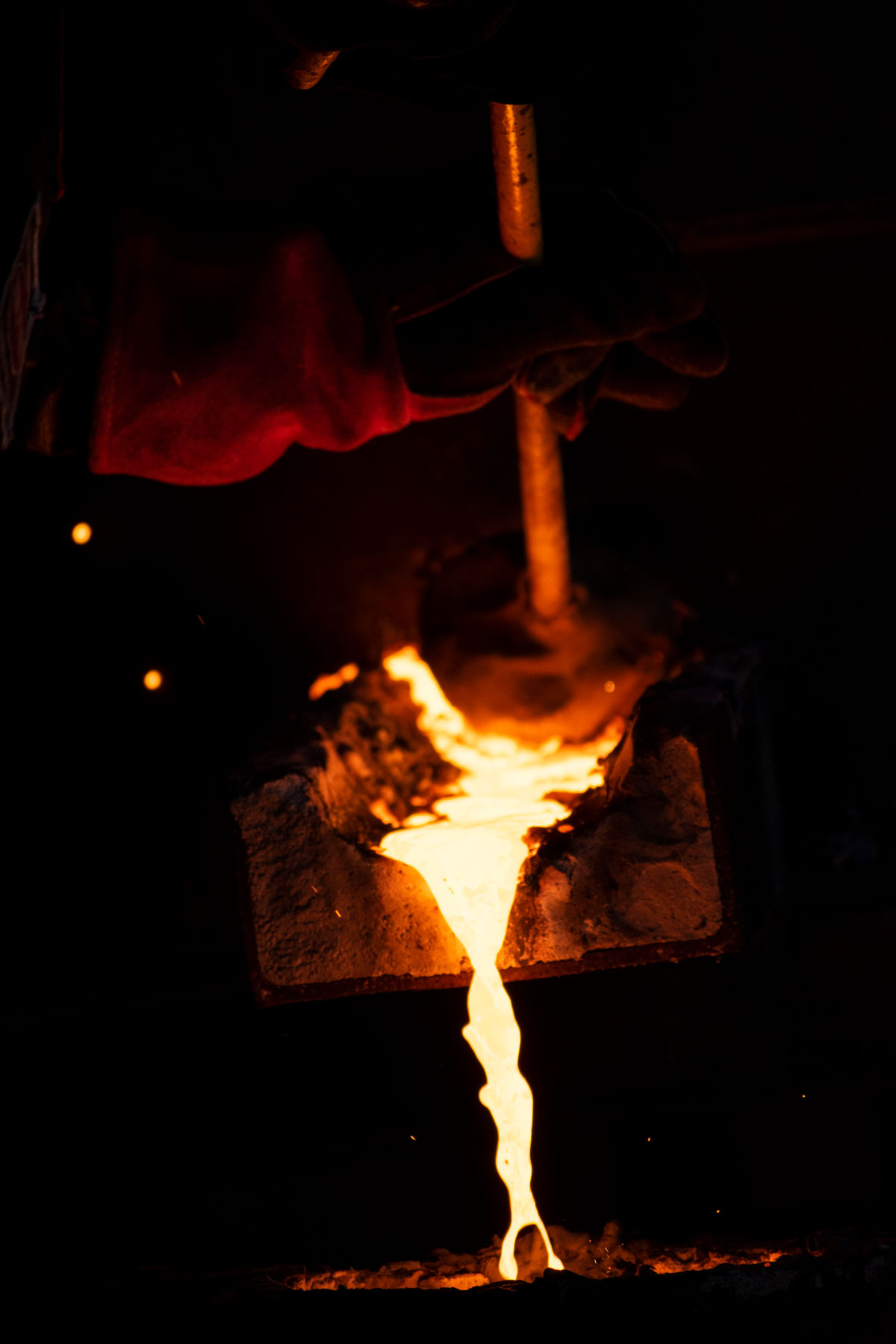 iron pour