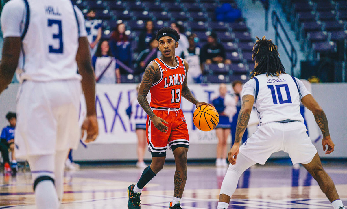 Cardinals Edged by SFA in WAC Road Contest