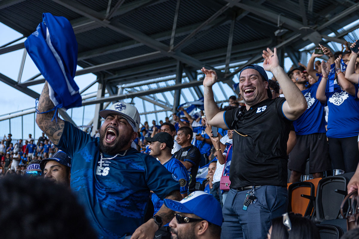 Fans cheer as El Salvador scores the first goal of the match inside of Shell Energy StadiumHouston, July 4th. UP photo by Brian Quijada.