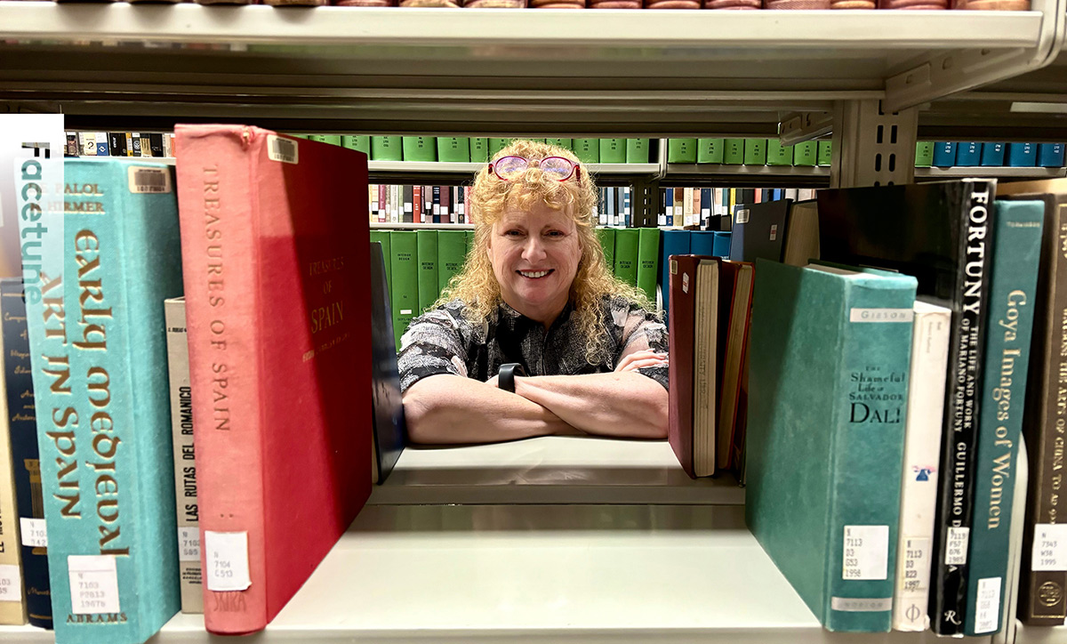 New library dean fosters community