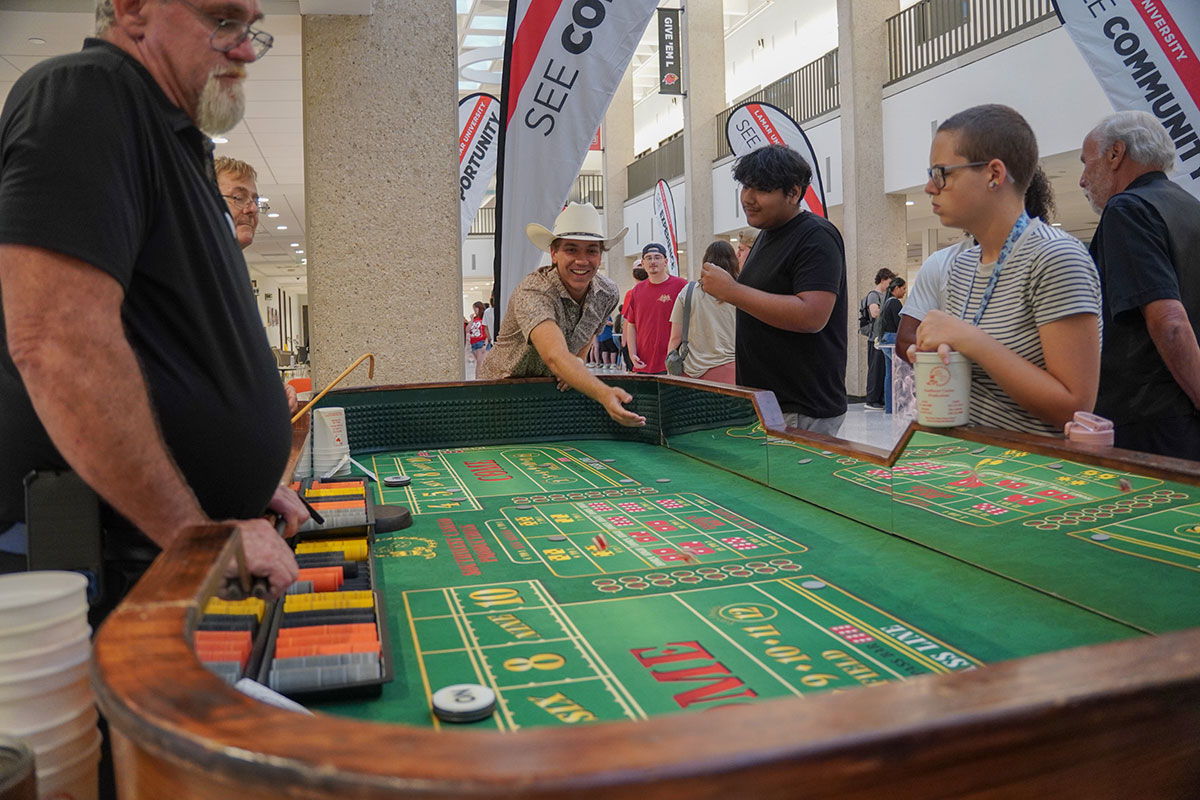 “Casino Night” hits jackpot for Week of Welcome