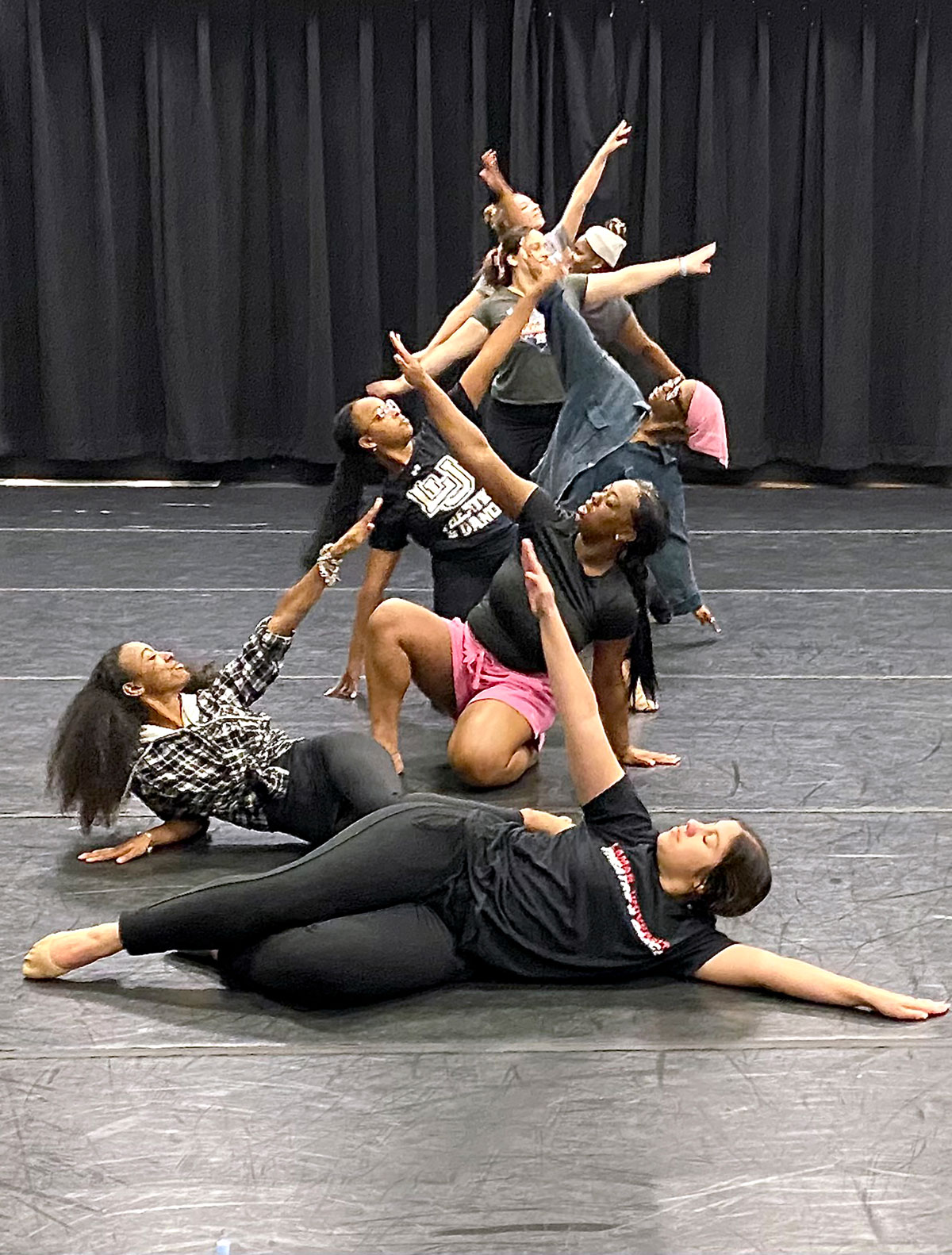 Dancers rehearse for “Dance Unleashed” in the Dance Annex, April 15. UP photo by Kami Greene.
