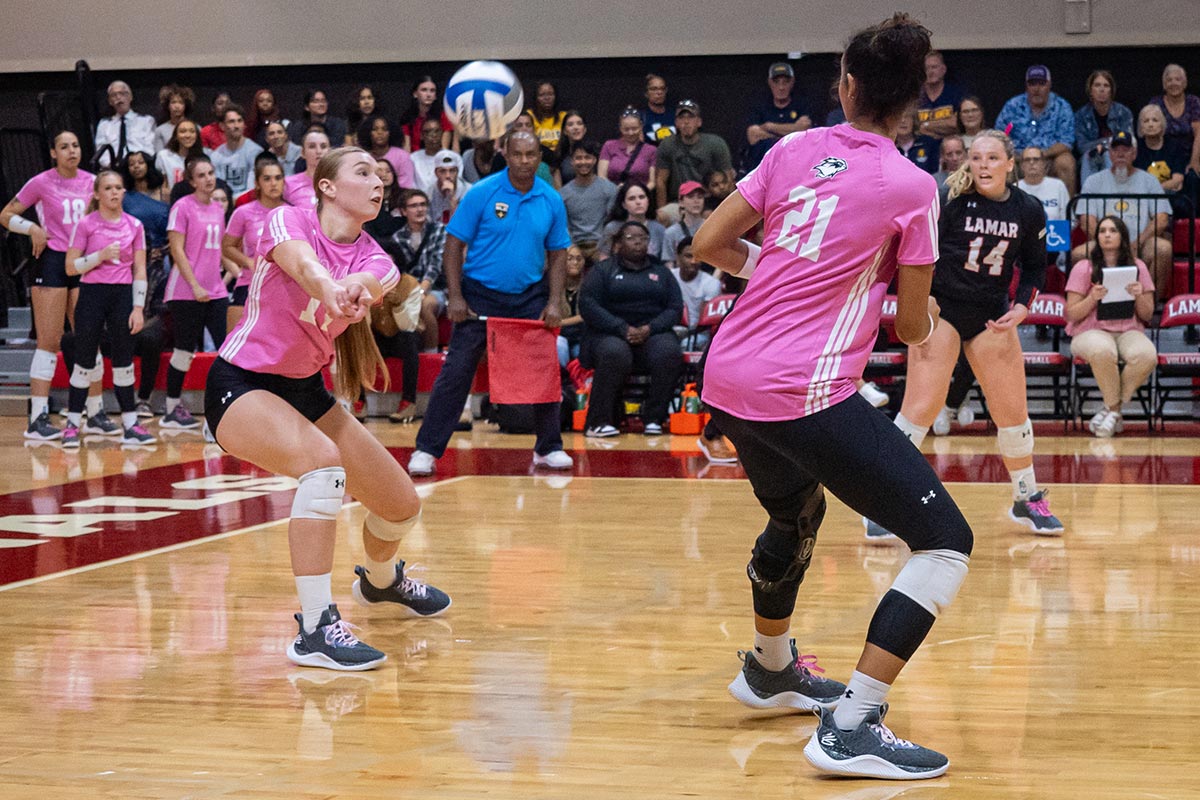 Lamar outside hitter Maja Malinowska digs the ball against Texas A&M Commerce, Oct. 3, at the McDonald Gym. UP photo by Carlos Viloria.