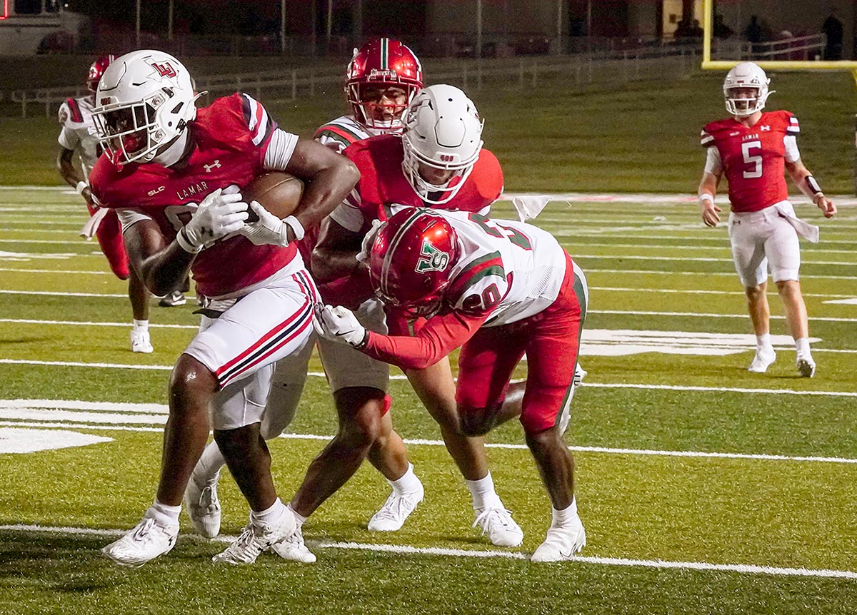 JaCorey Hyder runs the ball after a catch against MVSU, Sept. 8, at Provost Umphrey Stadium. Up photo by Carlos Viloria.