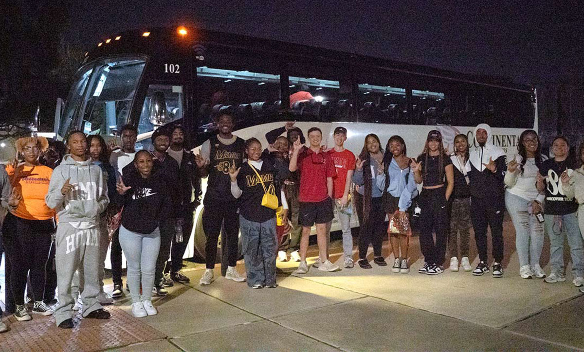 Bus ride builds school spirit