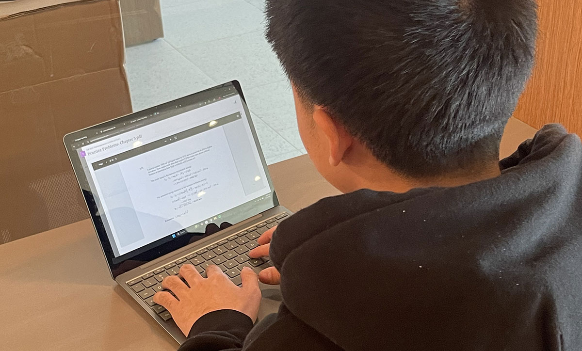 New Starbucks opens in Gray Library