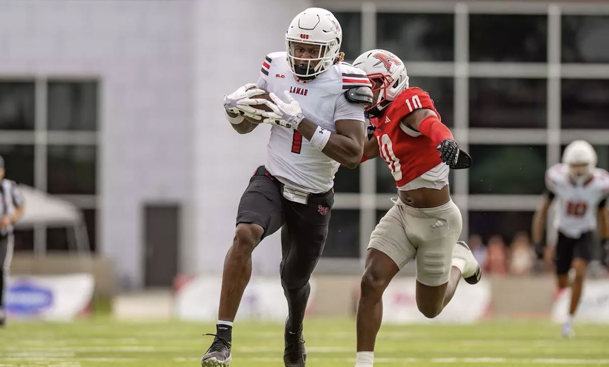 Cards roll past Colonels